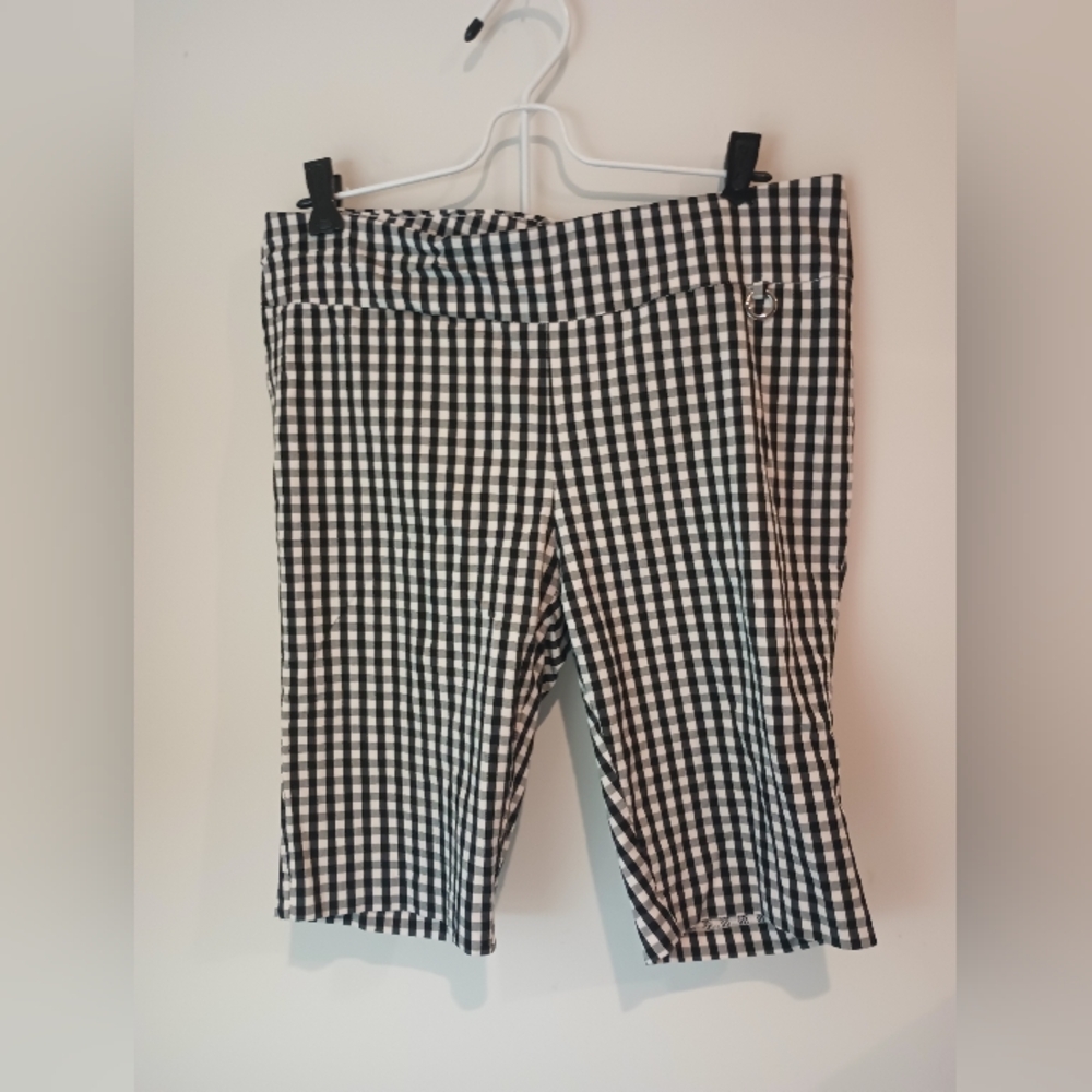 RAFAELLA Black White Gingham Comfort Stretch Dressy Shorts Size 12